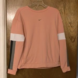Women’s Nike sweatshirt